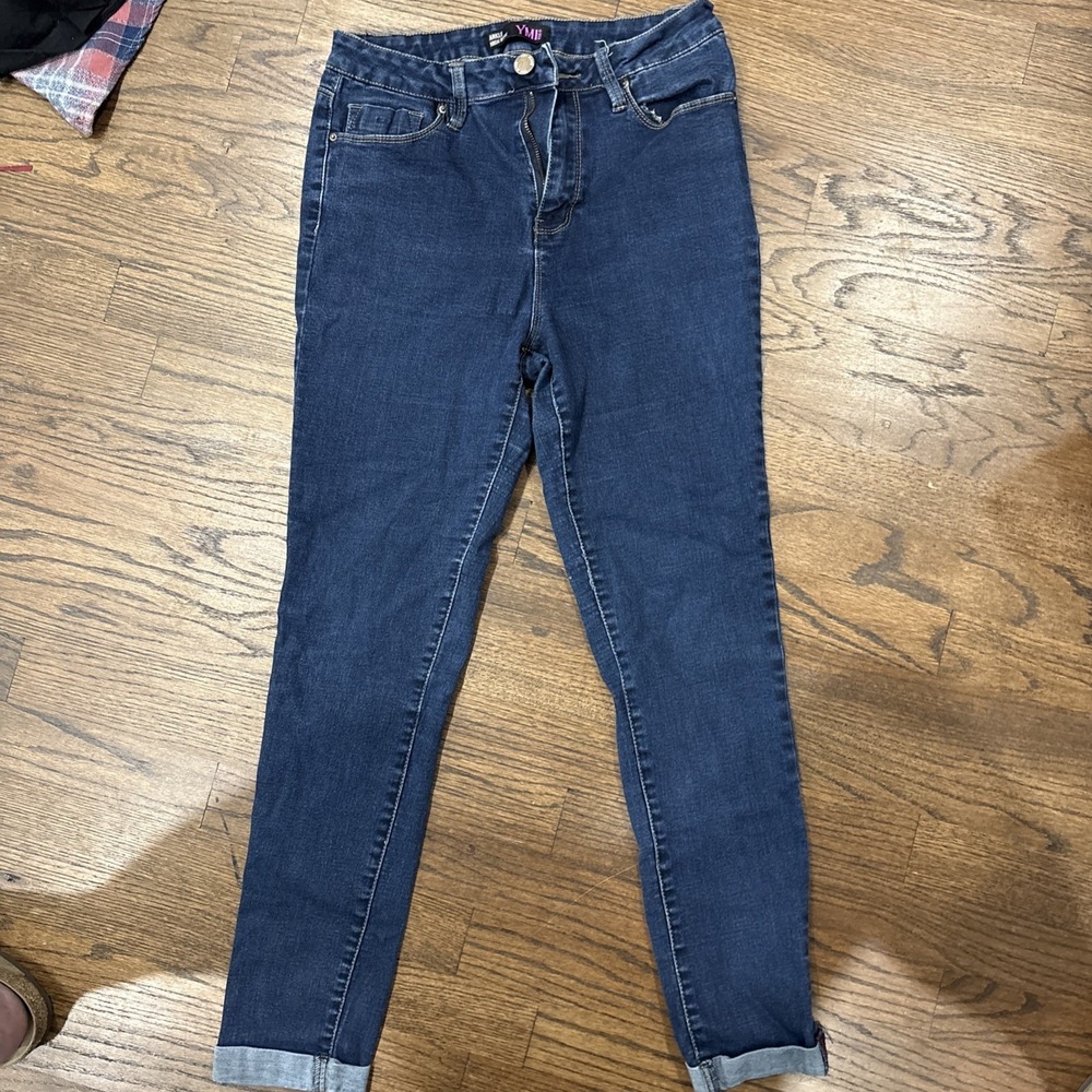 YMI Vintage Dream High Rise Ankle Straight Dream Fit Women/Junior 11/30 Jeans